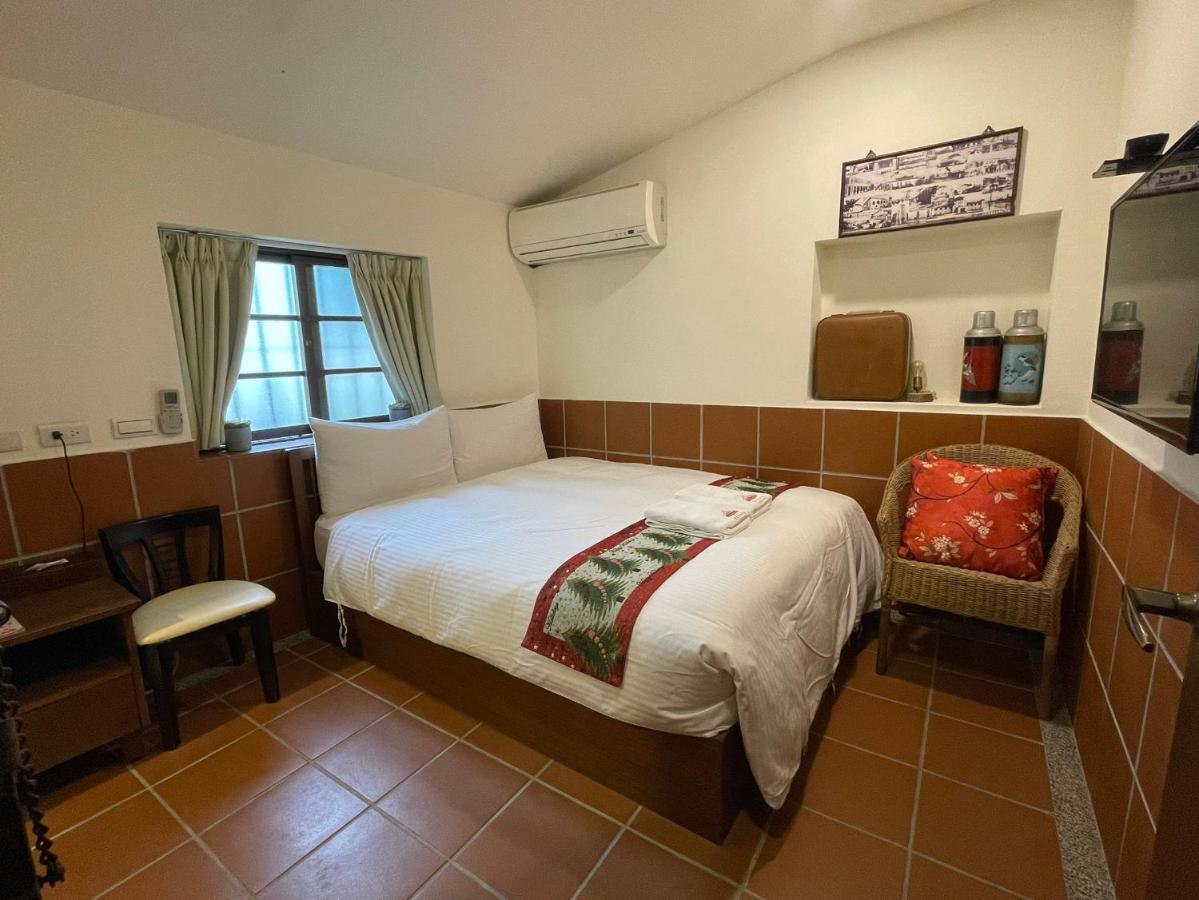 左營蓮潭郭家百年古厝 Hotel Kaohsiung Luaran gambar