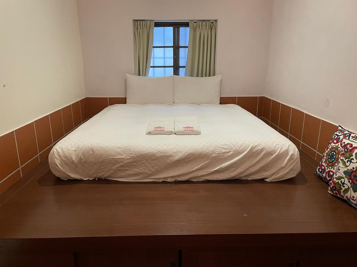 左營蓮潭郭家百年古厝 Hotel Kaohsiung Luaran gambar